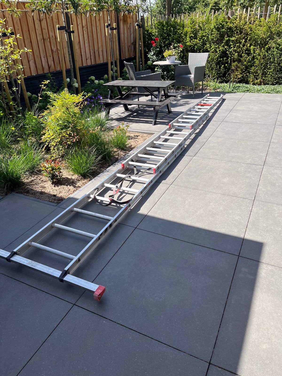 Altrex driedelige schuifladder, Ophalen, Zo goed als nieuw, Opvouwbaar of Inschuifbaar, 4 meter of meer