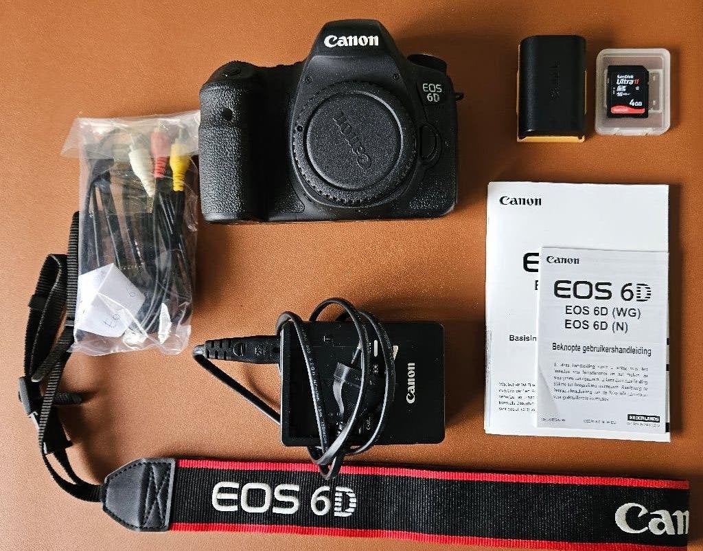 Foto 2 van Canon EOS 6D (body) systeem camera + Wifi/GPS