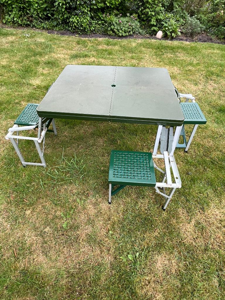 4 persoons picknicktafel voor kinderen inklapbaar 95 x 78 cm, Tuin en Terras, Picknicktafels, Overige materialen, Gebruikt, Vierkant