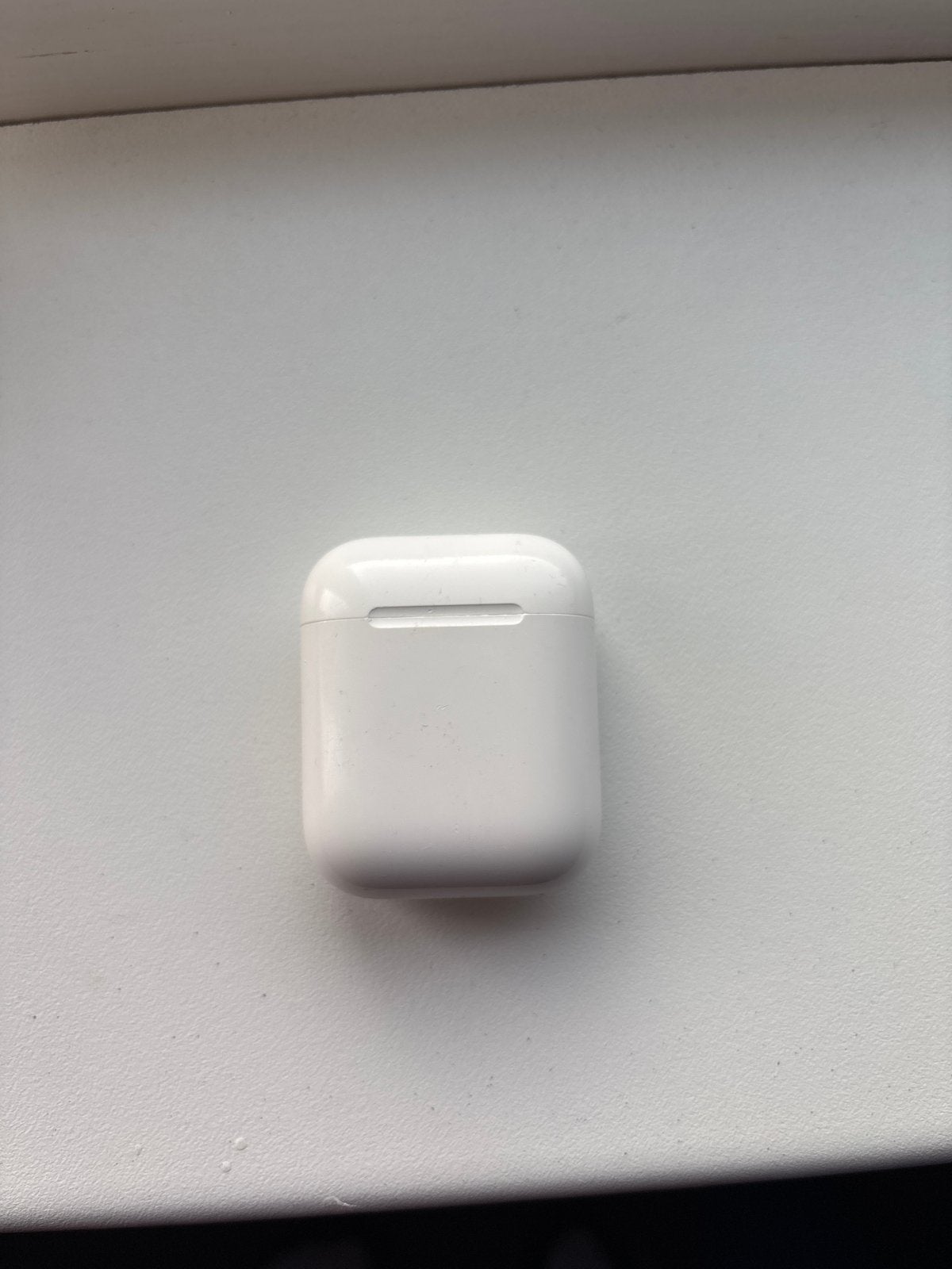 AirPods 2 - Geluidsprobleem, makkelijk te repareren, Ophalen of Verzenden, Gebruikt