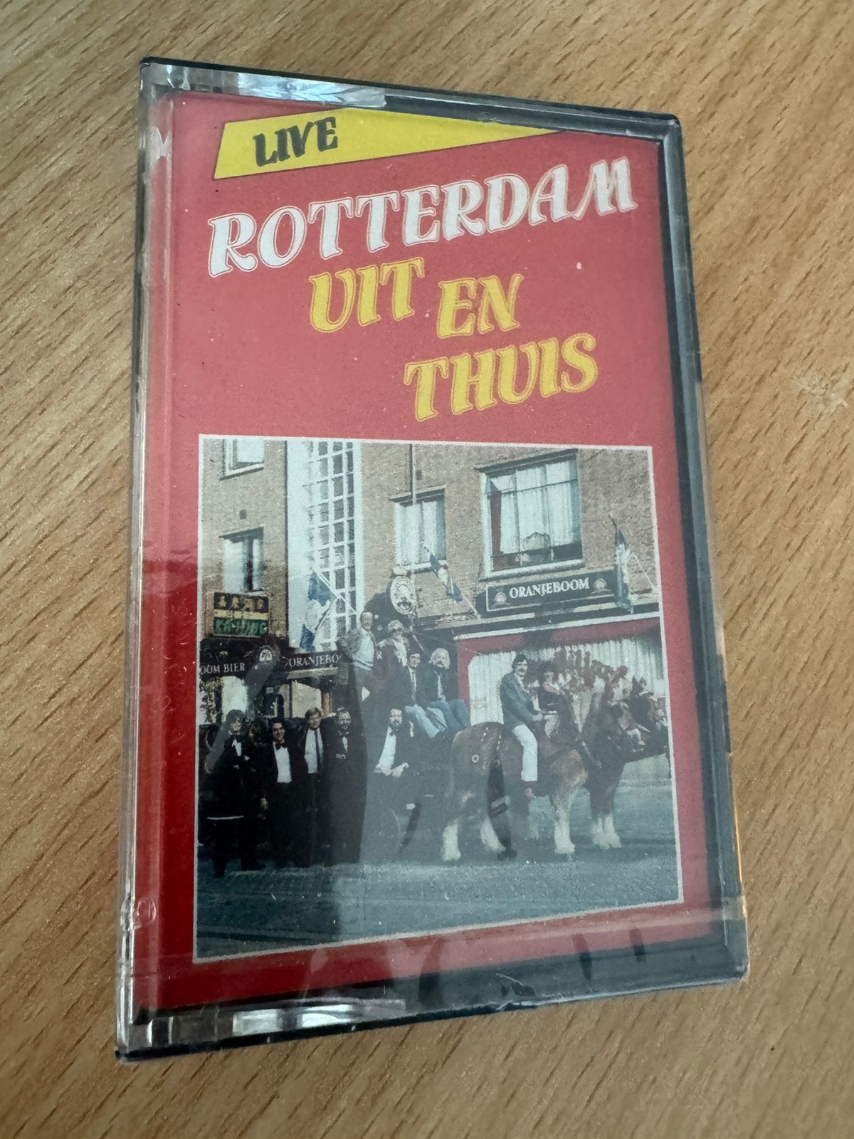 Rotterdam Uit En Thuis ( Nieuw in seal ), 2 t/m 25 bandjes, Overige genres, Ophalen of Verzenden, Zo goed als nieuw