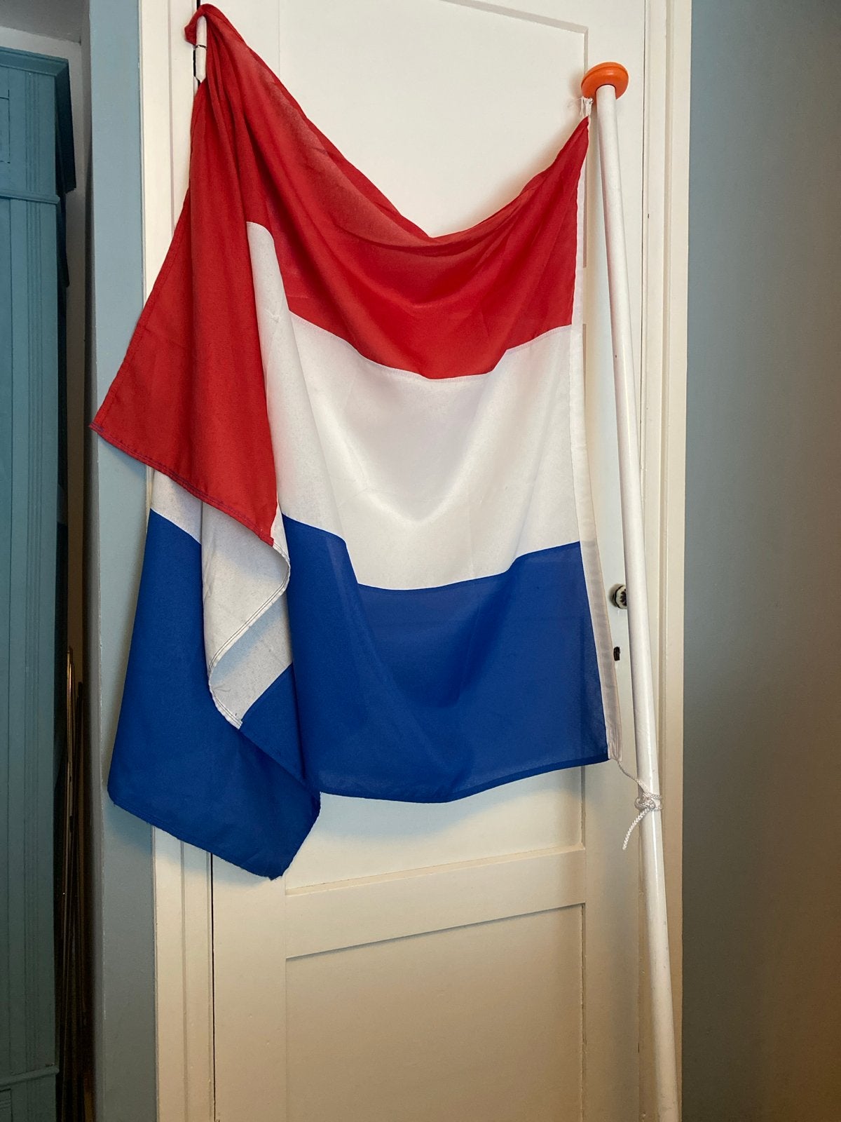 Vlag. Met vlaggenstok, Ophalen, Nieuw