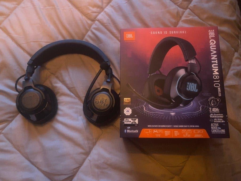 Jbl quantum 810, Ophalen, Gaming, JBL, Zo goed als nieuw