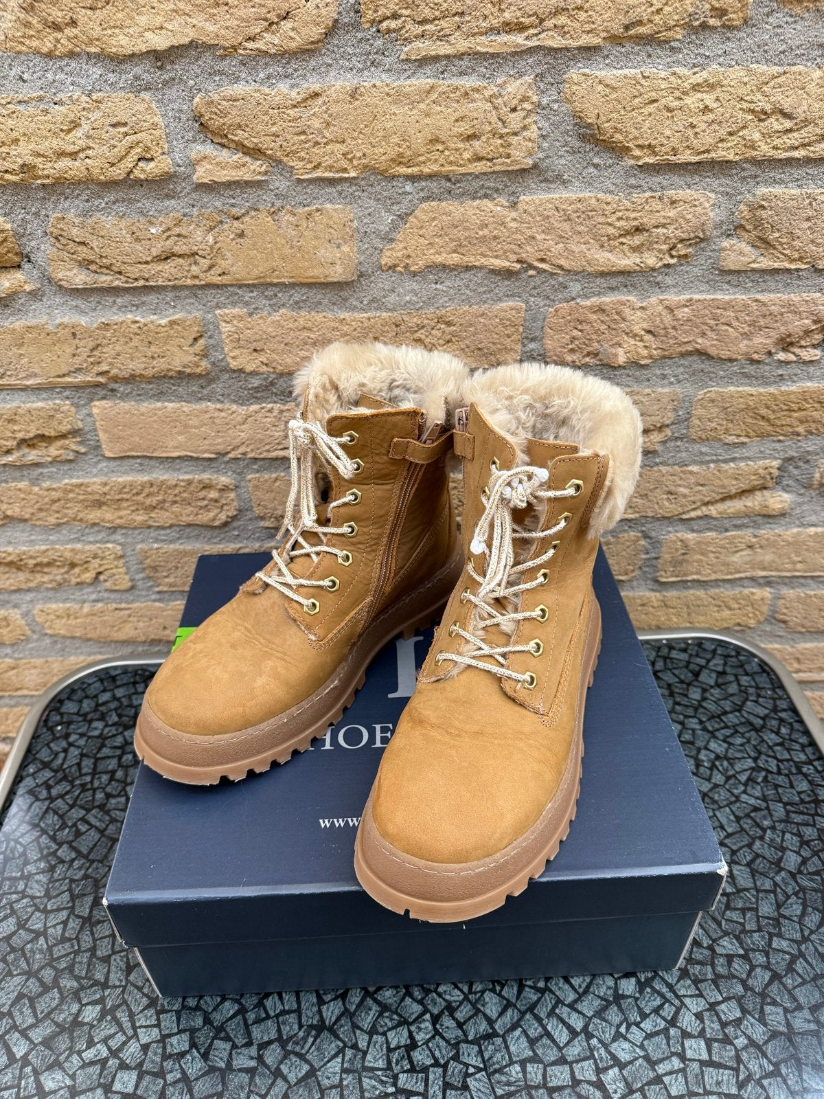 Hip Style Enkellaarzen met Bont - Zo goed als nieuw, Meisje, Ophalen of Verzenden, Laarzen, Zo goed als nieuw