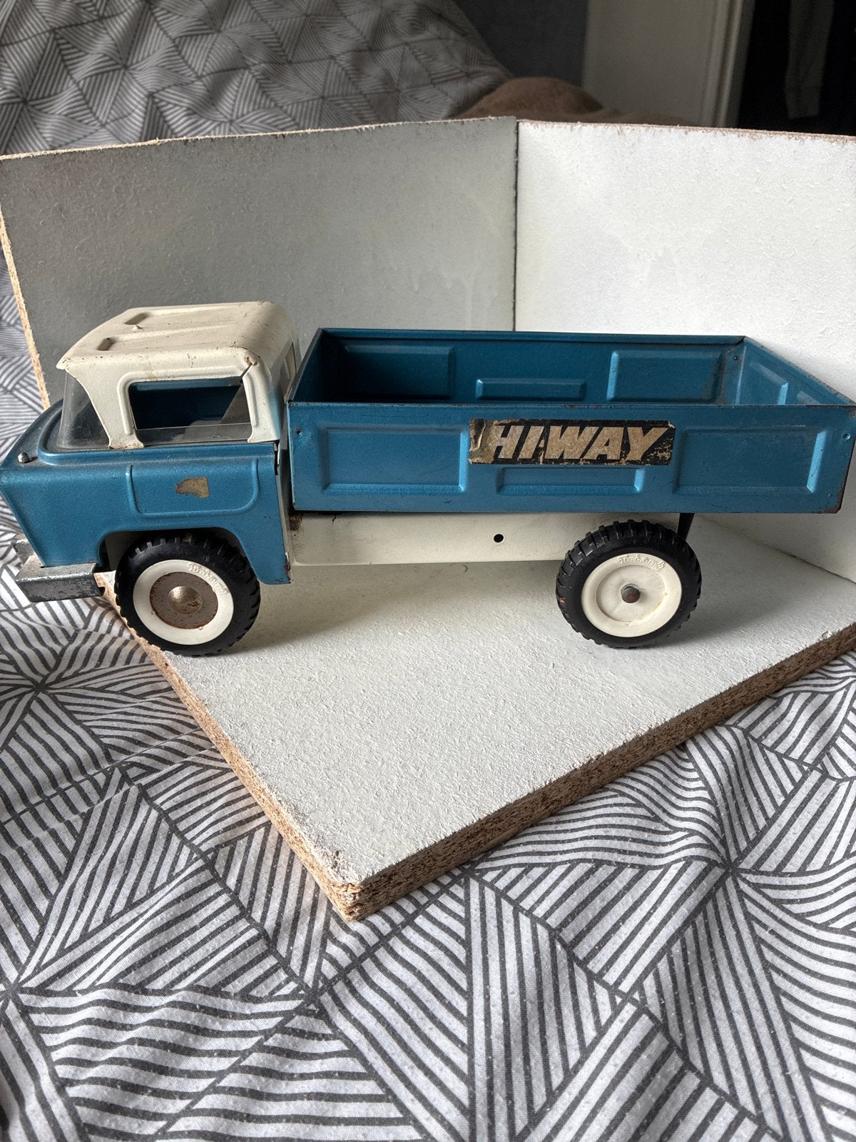 Vintage Hiway Speelgoed Vrachtwagen - Blauw/Wit, Ophalen of Verzenden