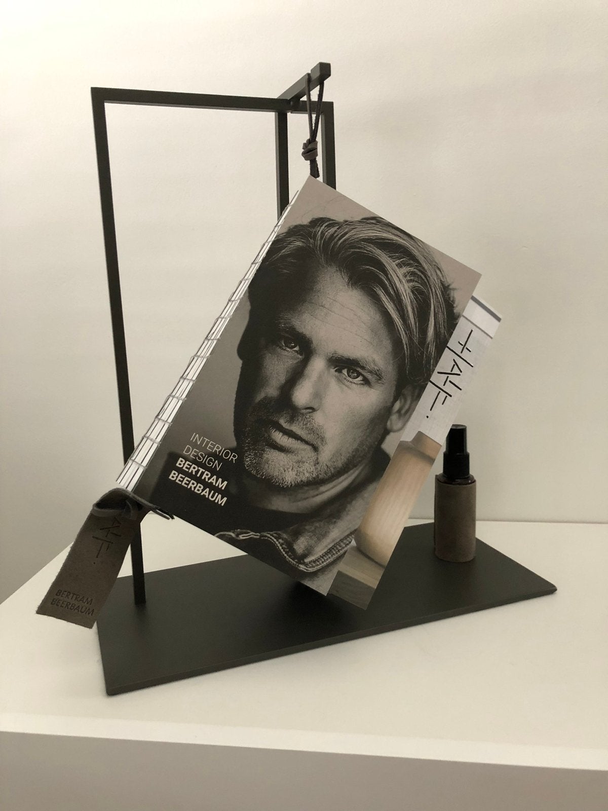 Half Bertram Beerbaum luxe editie, Ophalen, Zo goed als nieuw