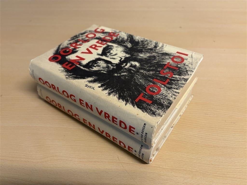 Oorlog en Vrede — Leo Tolstoi — Complete Set in 4 Delen, Ophalen of Verzenden, Gelezen
