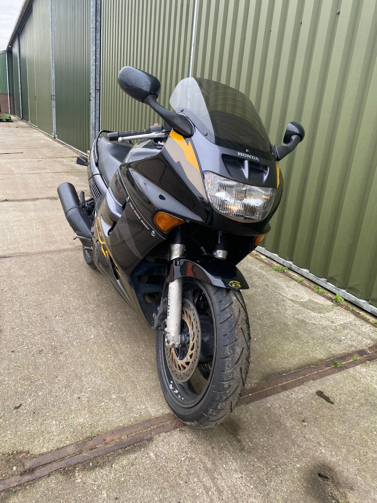 Moet weg! Honda cbr1000f nette staat!, Motoren, Ophalen, Zo goed als nieuw