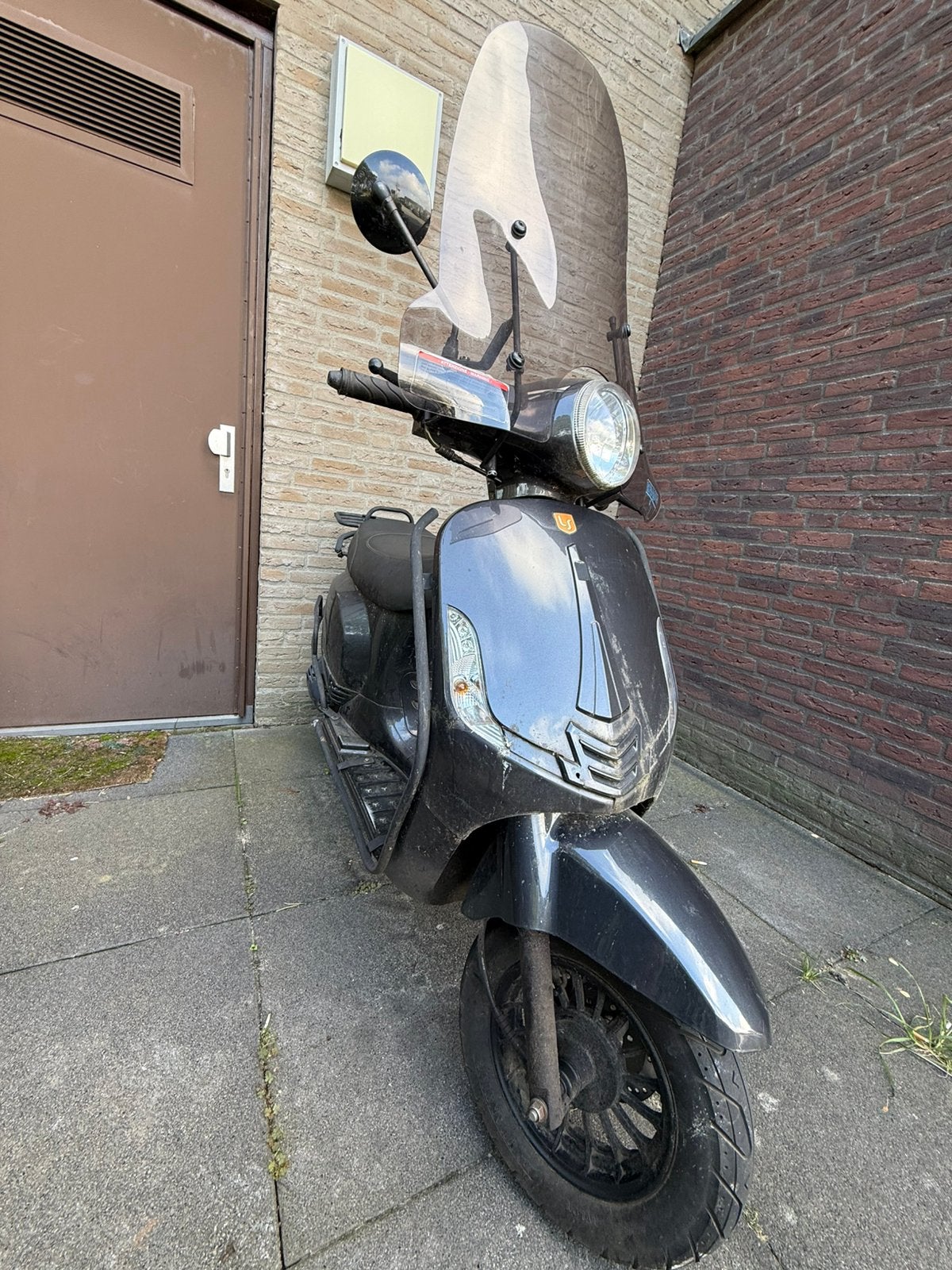 La souris, Gebruikt, Benzine, Ophalen, Overige merken