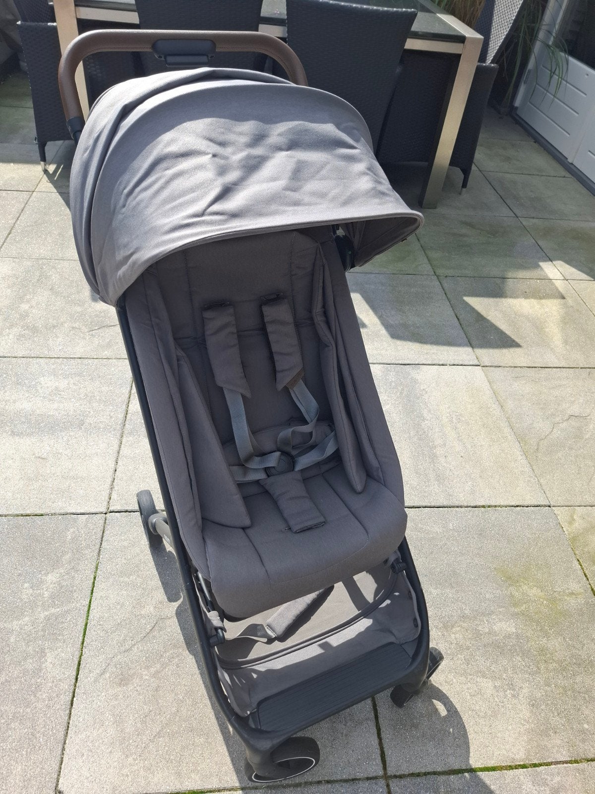 Dubatti smart buggy- compact en lichtgewicht, Kinderen en Baby's, Ophalen, Zo goed als nieuw, Regenhoes
