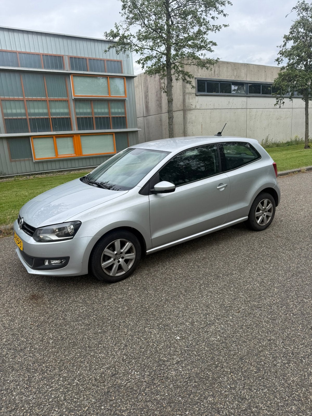 Volkswagen Polo 1.6 TDI 66KW DSG 2014 Grijs 3deurs, Euro 5, Stof, Zwart, 23 km/l