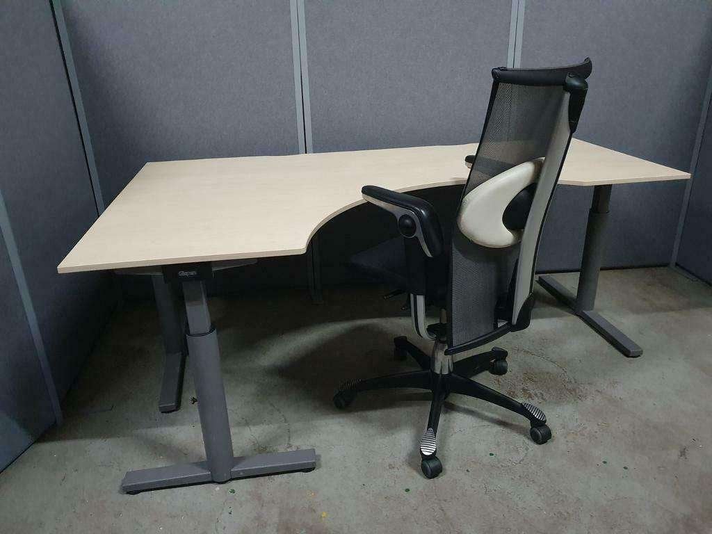 50x Gispen TM hoekbureau links en rechts 200x120, Gispen, 120 cm, Parallelweg West 23 4104 AZ Culemborg, In hoogte verstelbaar