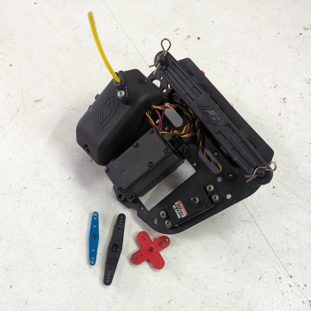 FG / Carson servoplaat met Hitec metalgear servo's, bigscale, Gebruikt, Onderdeel, Overige schalen, Overige typen