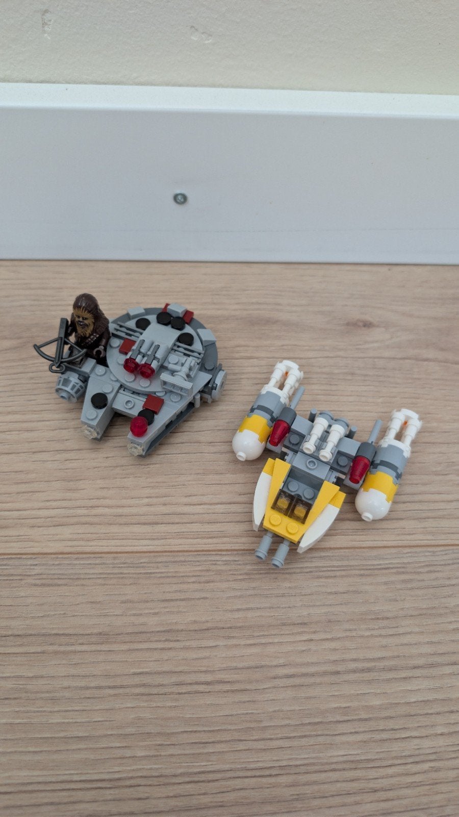 Lego Star Wars Microfighters Millennium Falcon & Y-Wing, Star Wars, Compleet, Lego, Ophalen of Verzenden