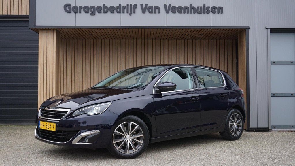 Peugeot 308 1.2 131pk 5Drs PureTech Allure *LEES TEKST* LED, Auto's, Voorwielaandrijving, Stof, Gebruikt, Euro 6