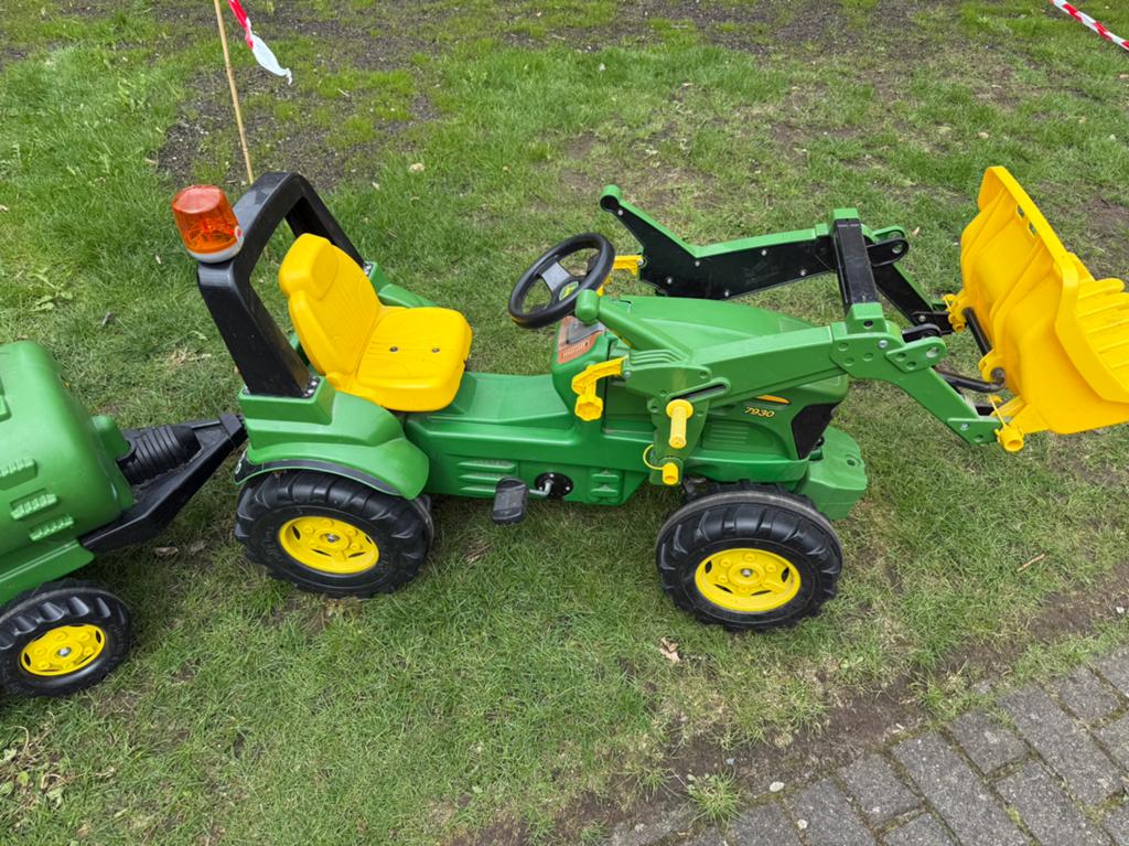 Traptractor goede staat met diverse machines, Ophalen, Gebruikt