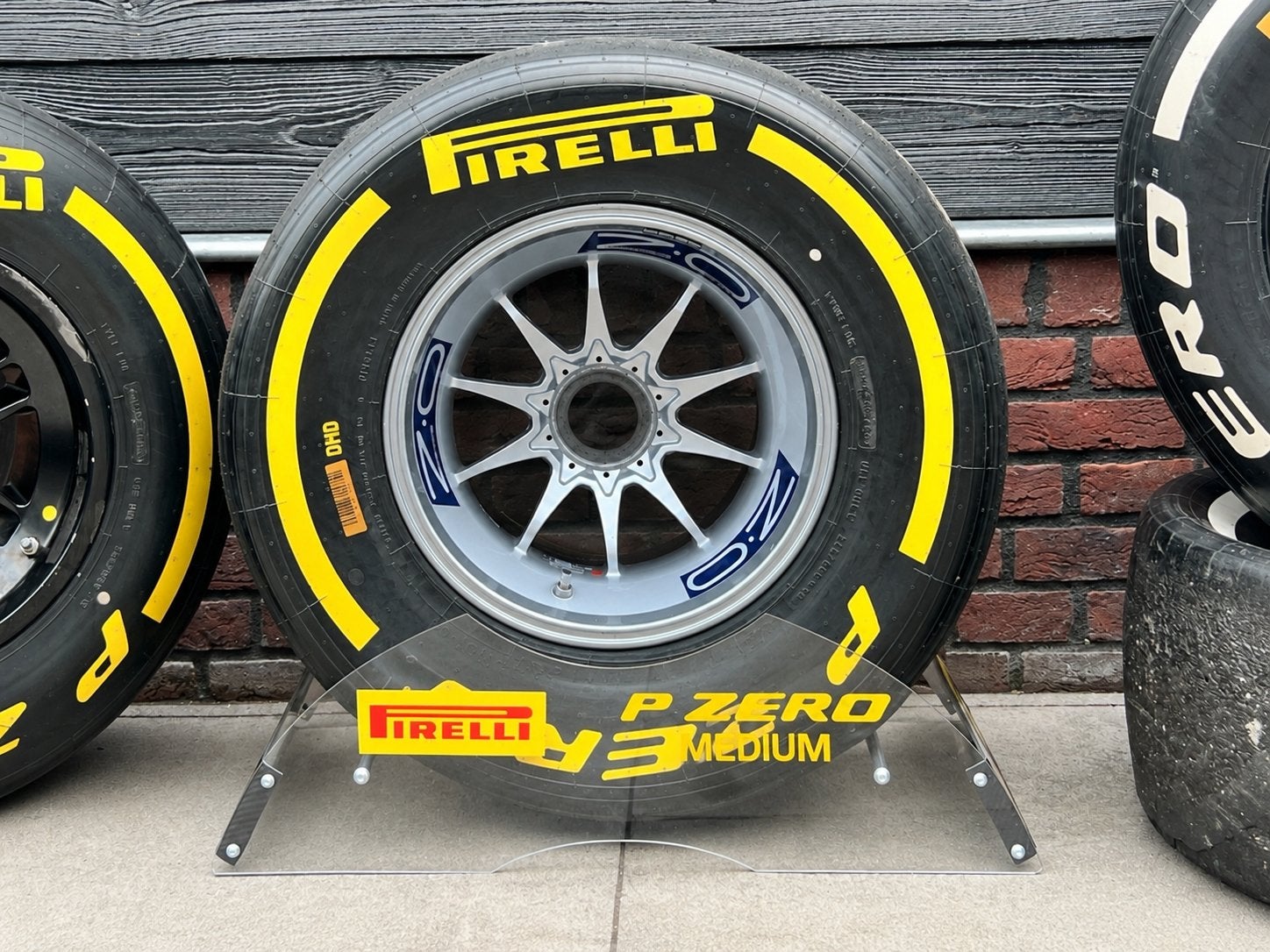 Formule 1 band “STANDAARD” / Geel - Medium, Ophalen, Zo goed als nieuw, Formule 1