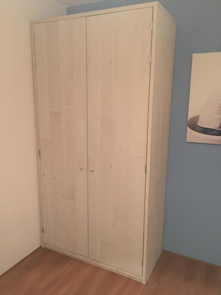 White washed Bed (half hoogslaper) & kledingkast, Huis en Inrichting, Kasten | Kledingkasten, Ophalen, Met deur(en), 100 tot 150 cm