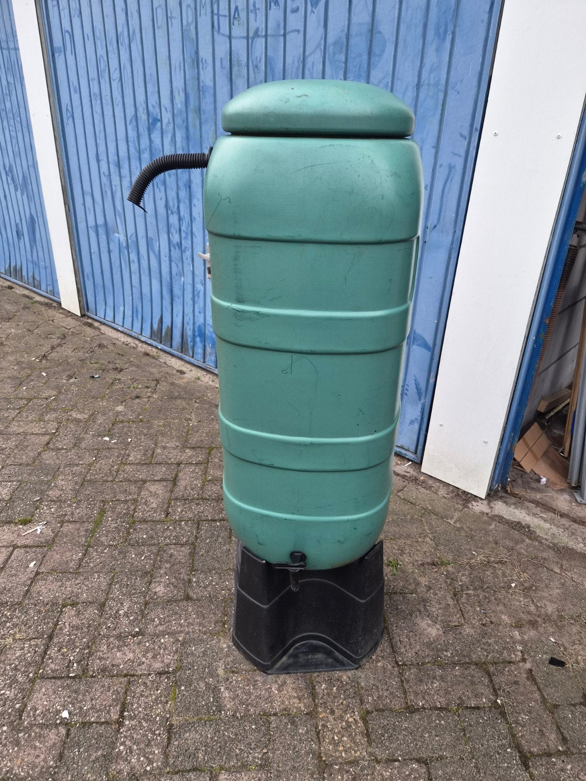 Blackwall regenton met kraantje - Zo goed als nieuw, Tuin en Terras, Ophalen, Kunststof, Met kraantje, 150 liter of meer