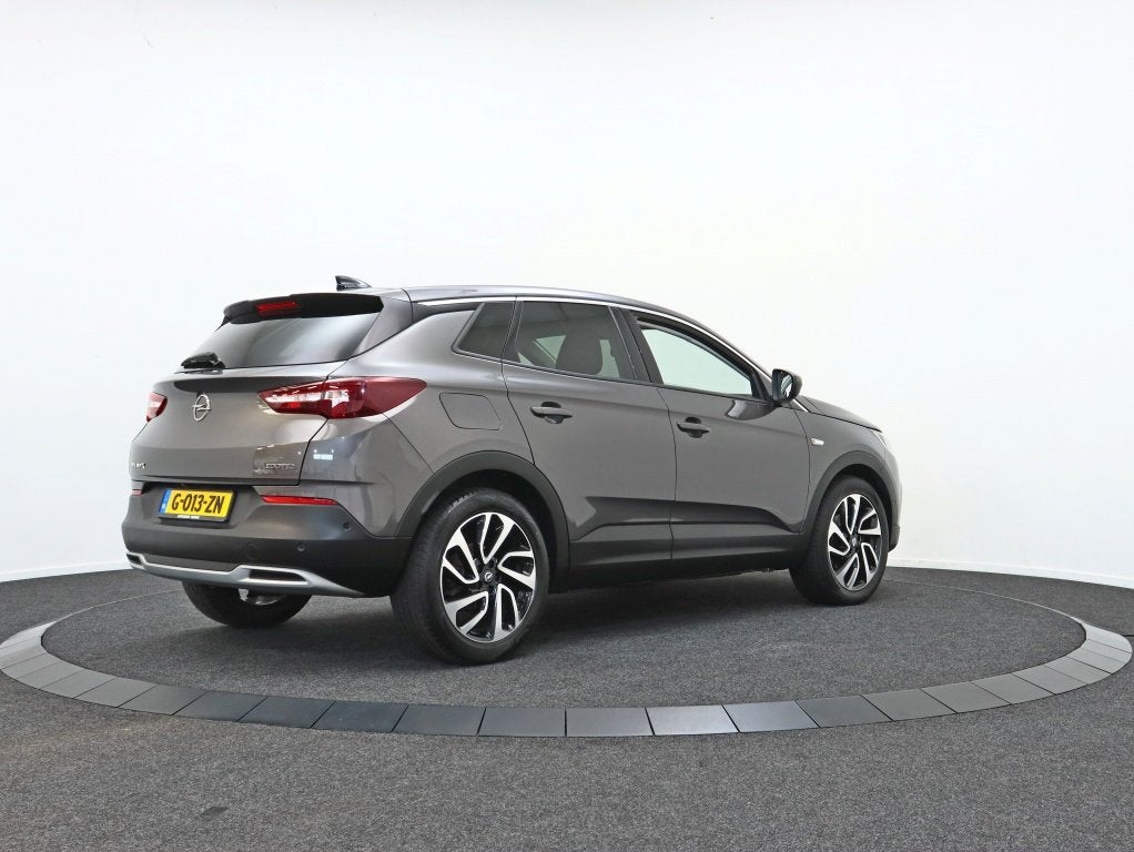 Opel Grandland X 1.2 Turbo Business Executive | Trekhaak | A, Stof, Gebruikt, 1199 cc, Origineel Nederlands