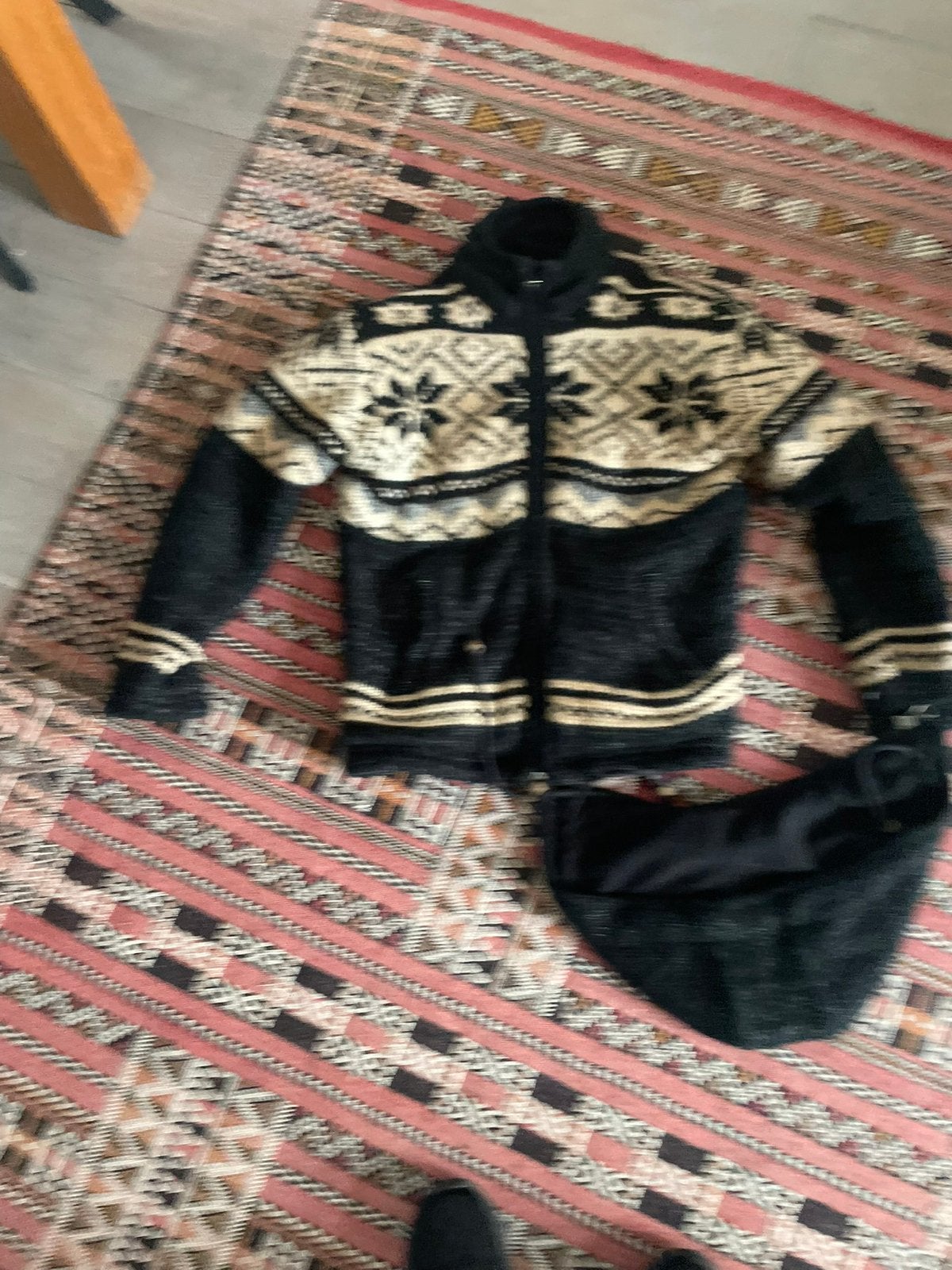 Nepalees vest maat s, Ophalen of Verzenden, Zo goed als nieuw, Zwart