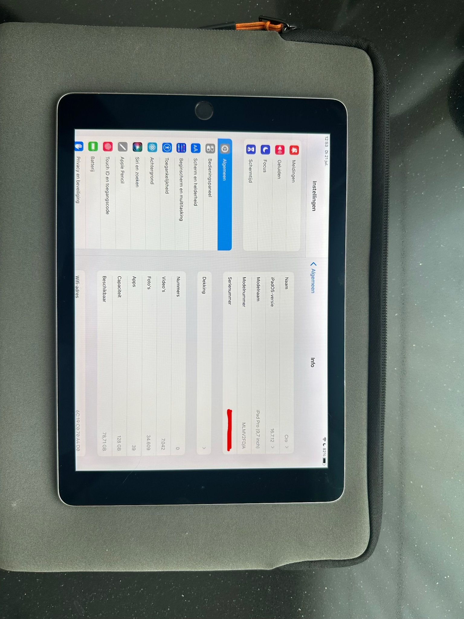 iPad Pro 9,7 inch - 128GB - Goede staat met hoesje en kabel, Gebruikt, Apple iPad Pro, 128 GB, Grijs