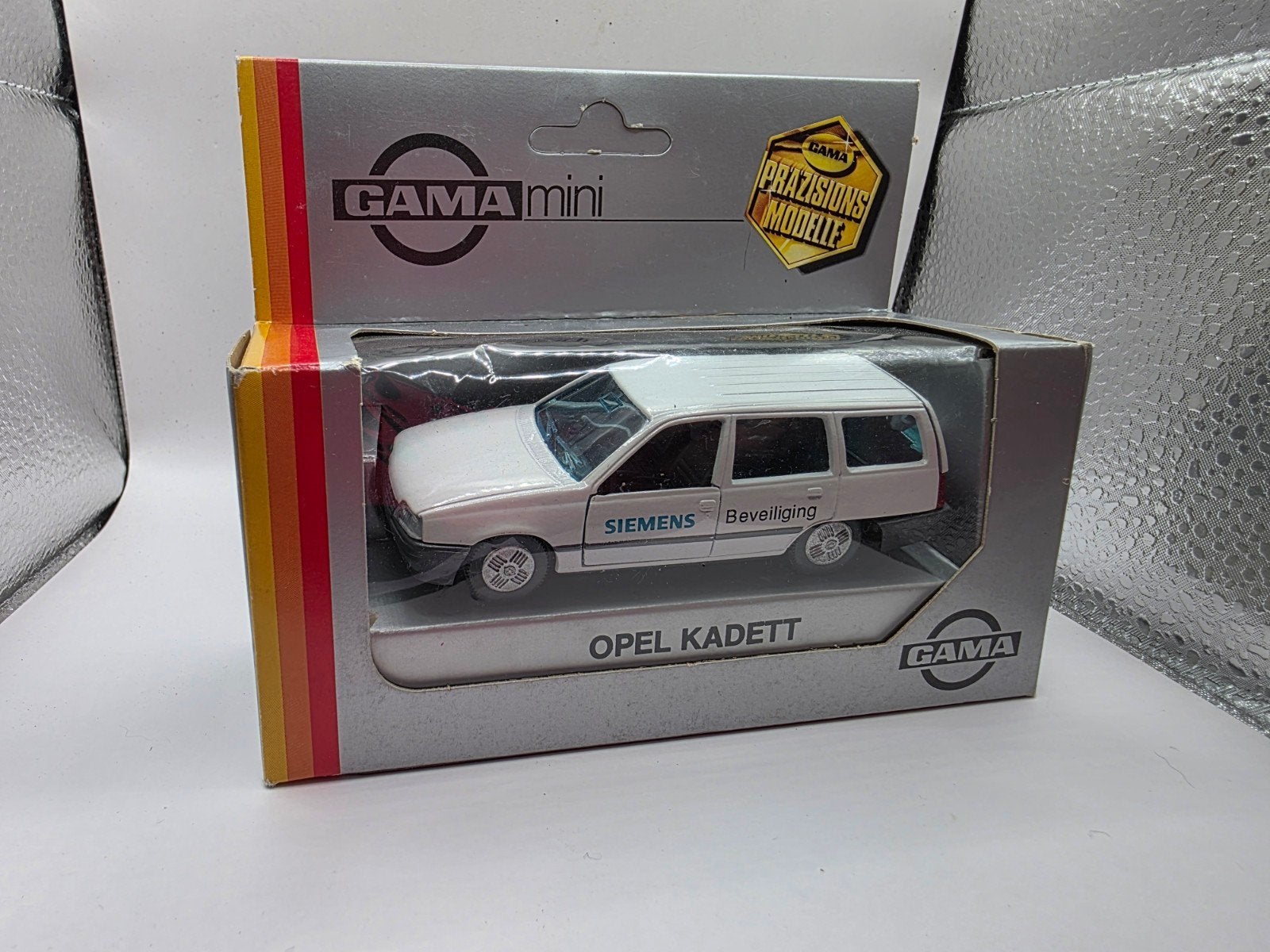 Gama mini opel Kadett Siemens, Ophalen of Verzenden, Zo goed als nieuw, Auto, Schuco