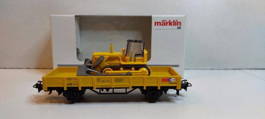 Strukton Lage Bakwagon met een Bulldozer *Nieuwstaat* (03), Hobby en Vrije tijd, Modeltreinen | H0, Wisselstroom, Wagon, Ophalen of Verzenden