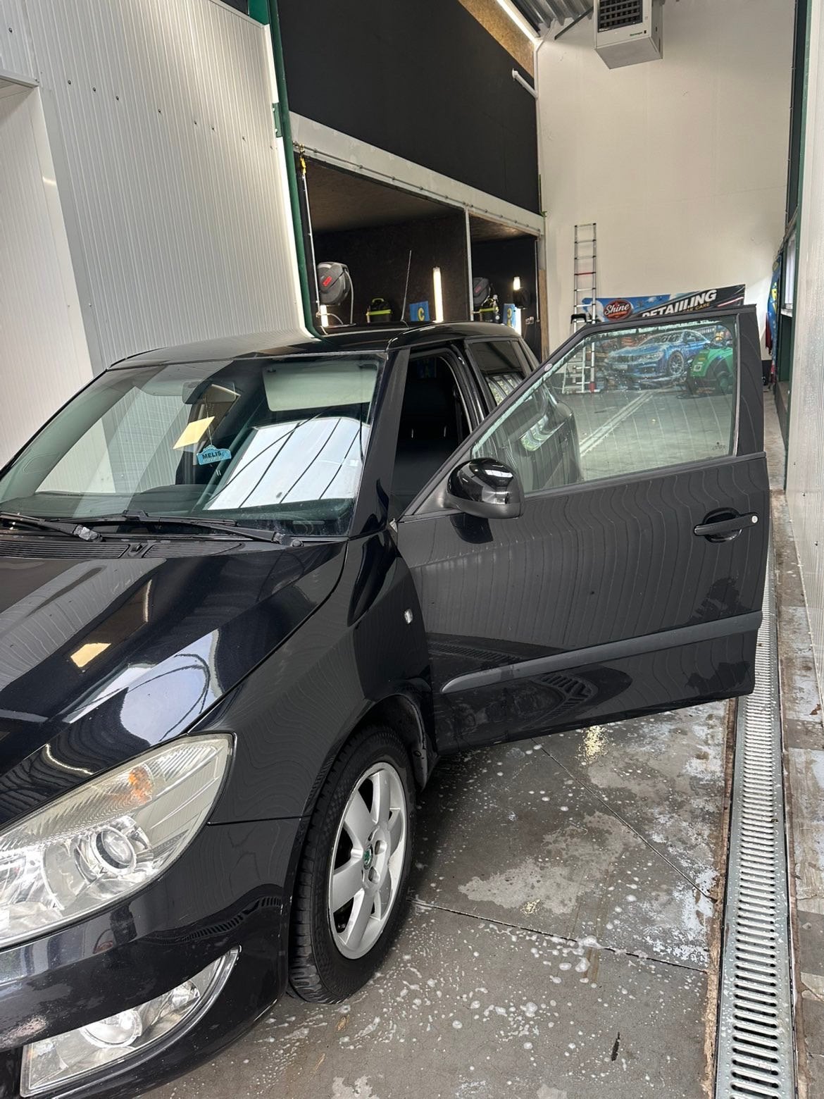 Skoda fabia 1.2 5drs Zwart, 40 €/maand, Zwart, 1016 kg, Bedrijf