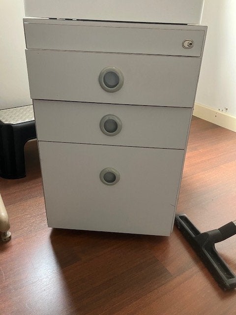 bureaukastje, Ophalen, Gebruikt, 50 tot 100 cm, 3 of 4 laden