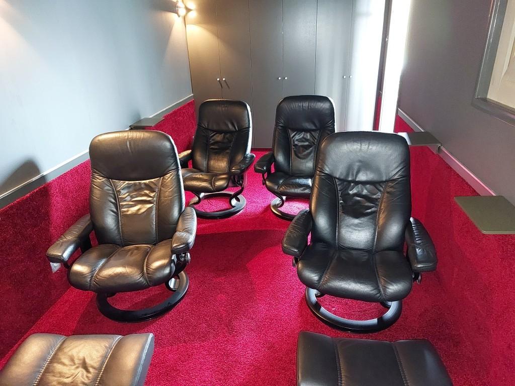 Stressless relaxfauteuils (eventueel met voetenbank), Ophalen, Gebruikt, 75 tot 100 cm, 75 tot 100 cm
