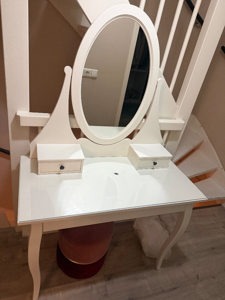 Make up tafel zo goed als nieuw, Ophalen, Zo goed als nieuw
