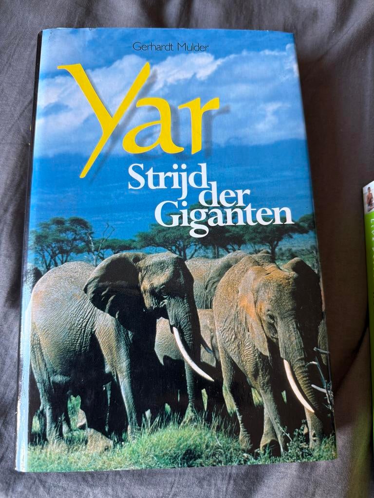 S9.  Yar: Strijd der Giganten - Gerhardt Mulder (Natuurboek), Ophalen of Verzenden, Zo goed als nieuw, Natuur algemeen