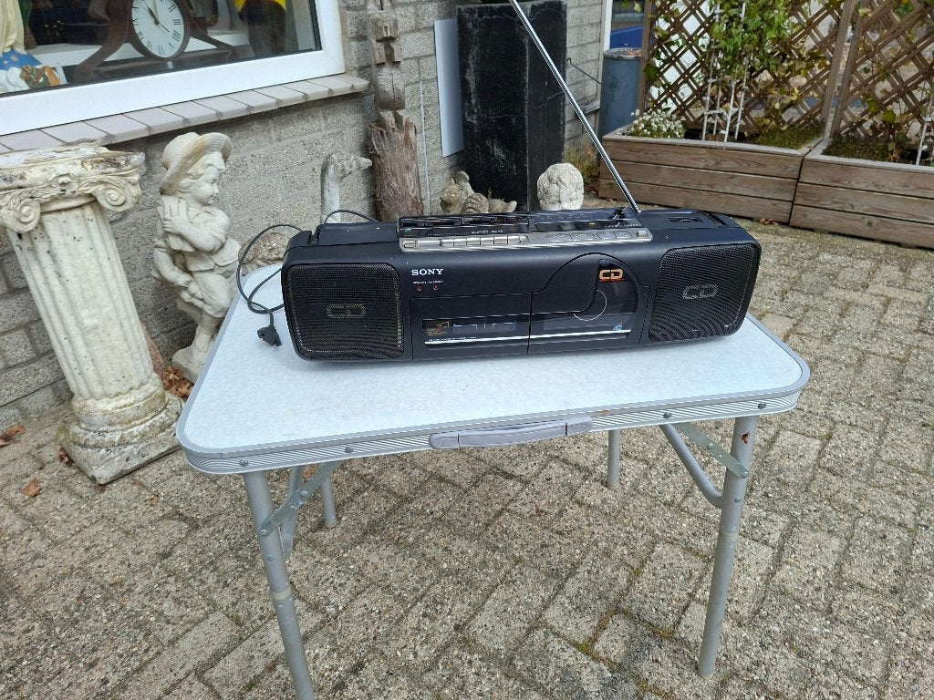 vintage radio sony cfd54 draagbaar met cd en cassettedeck, Ophalen of Verzenden, Gebruikt