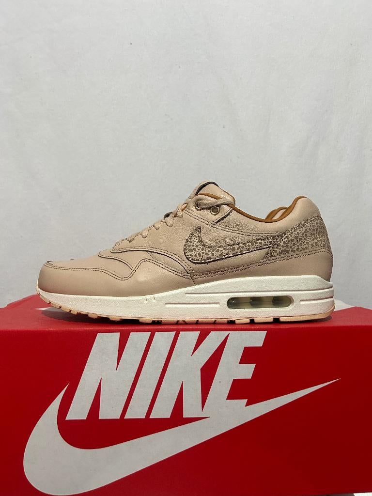 BIJNA NIEUW! Maat 42 - Nike Air Max 1 Safari Vachetta Tan