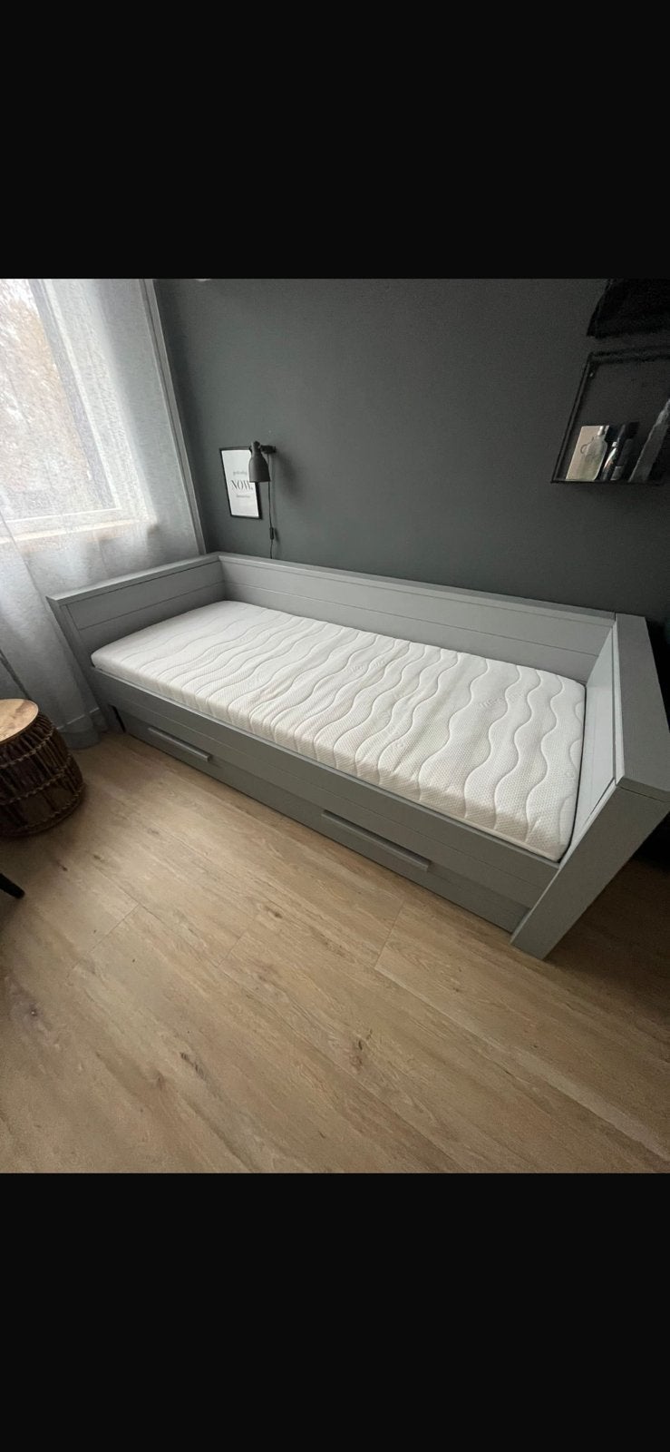 Bed karwei nieuw, Ophalen, Zo goed als nieuw, Eenpersoons, 90 cm