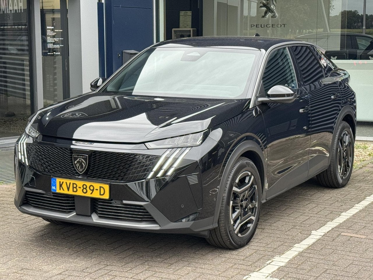 Peugeot E-3008 Allure 210pk 73 kWh | Apple Carplay/Android A, Automaat, Gebruikt, 213 pk, Automatische klimaatregeling