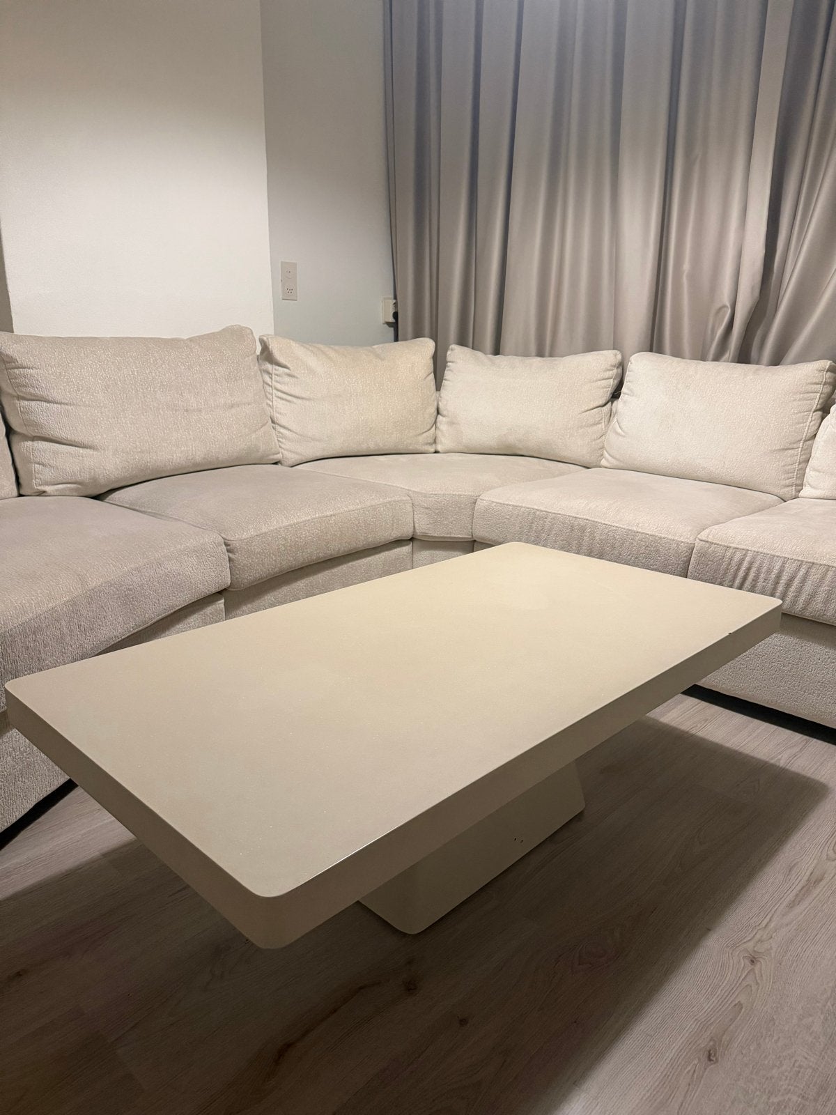 Giga Meubel Salontafel Avia Rechthoek Beige 130cm, Ophalen, Gebruikt, 100 tot 150 cm, 50 tot 100 cm