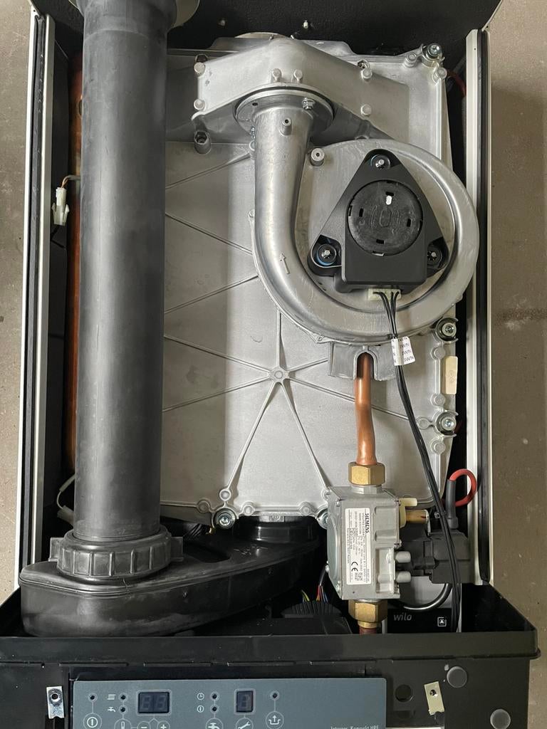 Intergas 28/24 hre kombi kompact., 30 tot 80 cm, Cv-ketel of Combi-ketel, Minder dan 60 cm, Ophalen of Verzenden