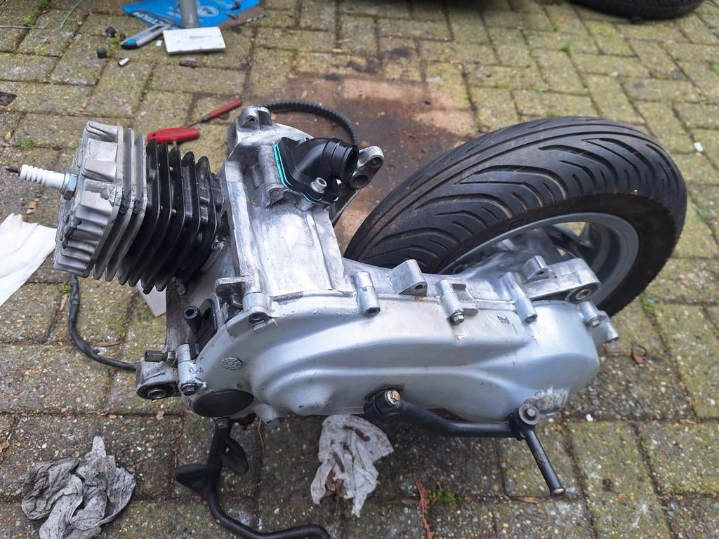 Piaggio 70cc Blok - Complete Motorblok, Ophalen, Gebruikt, Blok, Piaggio