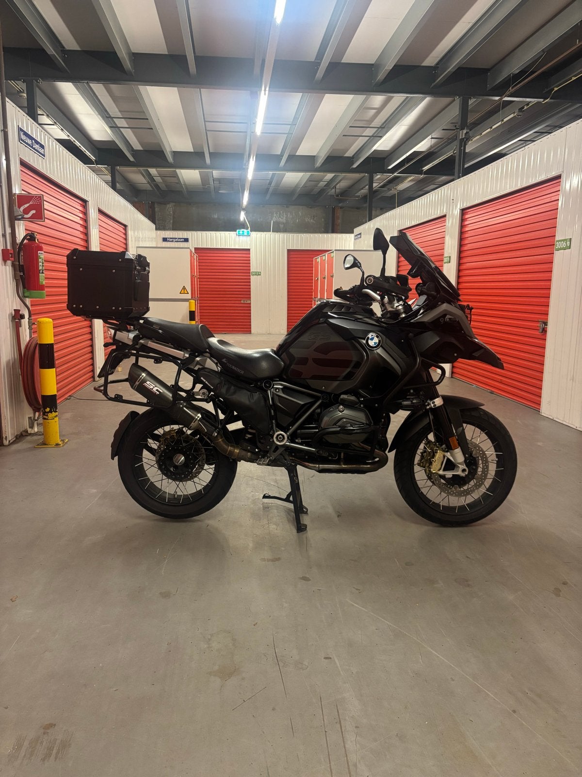 BMW R1200GS Zeer compleet uitgevoerd Klaar voor elk avontuur, 2 cilinders, Motorrijbewijs A, Gebruikt, Particulier