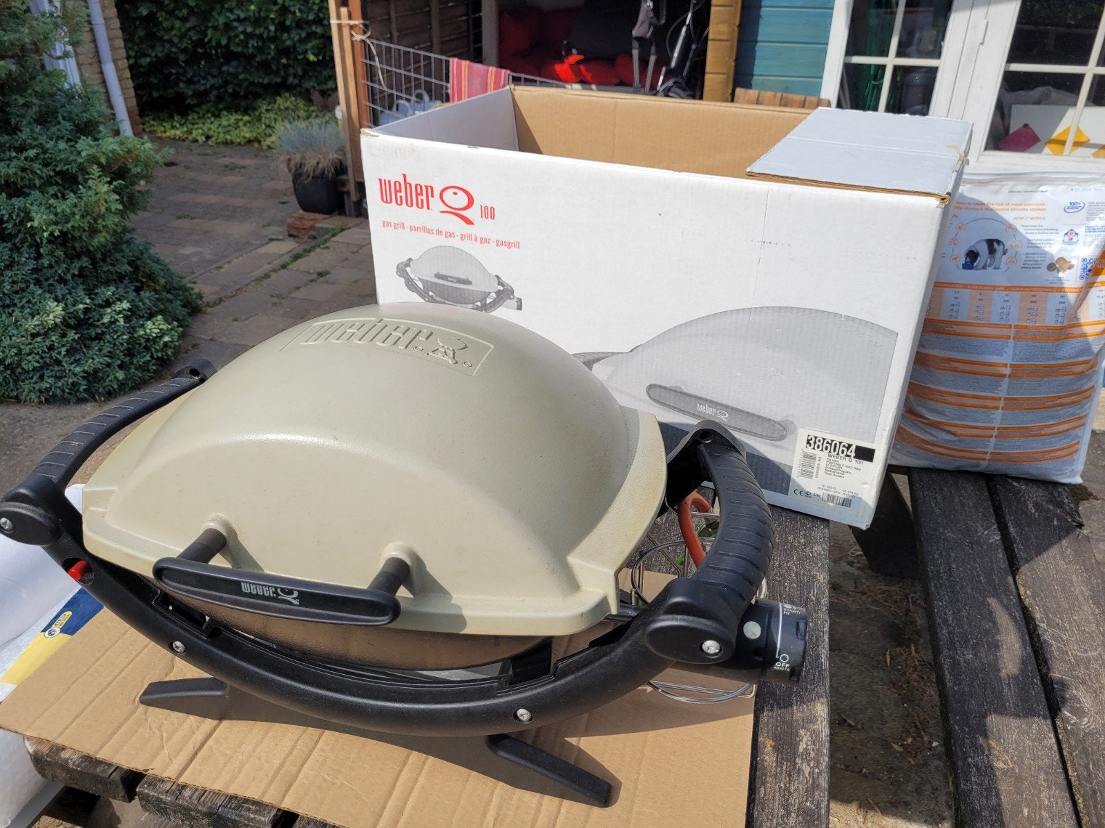 Weber Q 100 draagbare gasbarbecue - Zilver, Ophalen of Verzenden, Gebruikt, Weber