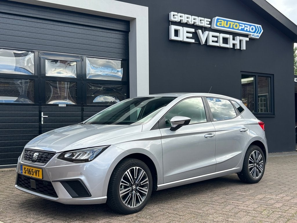 Seat Ibiza 1.0 EcoTSI Style Business Intense Navi/Carplay/Ca, Voorwielaandrijving, Euro 6, 95 pk, 1054 kg