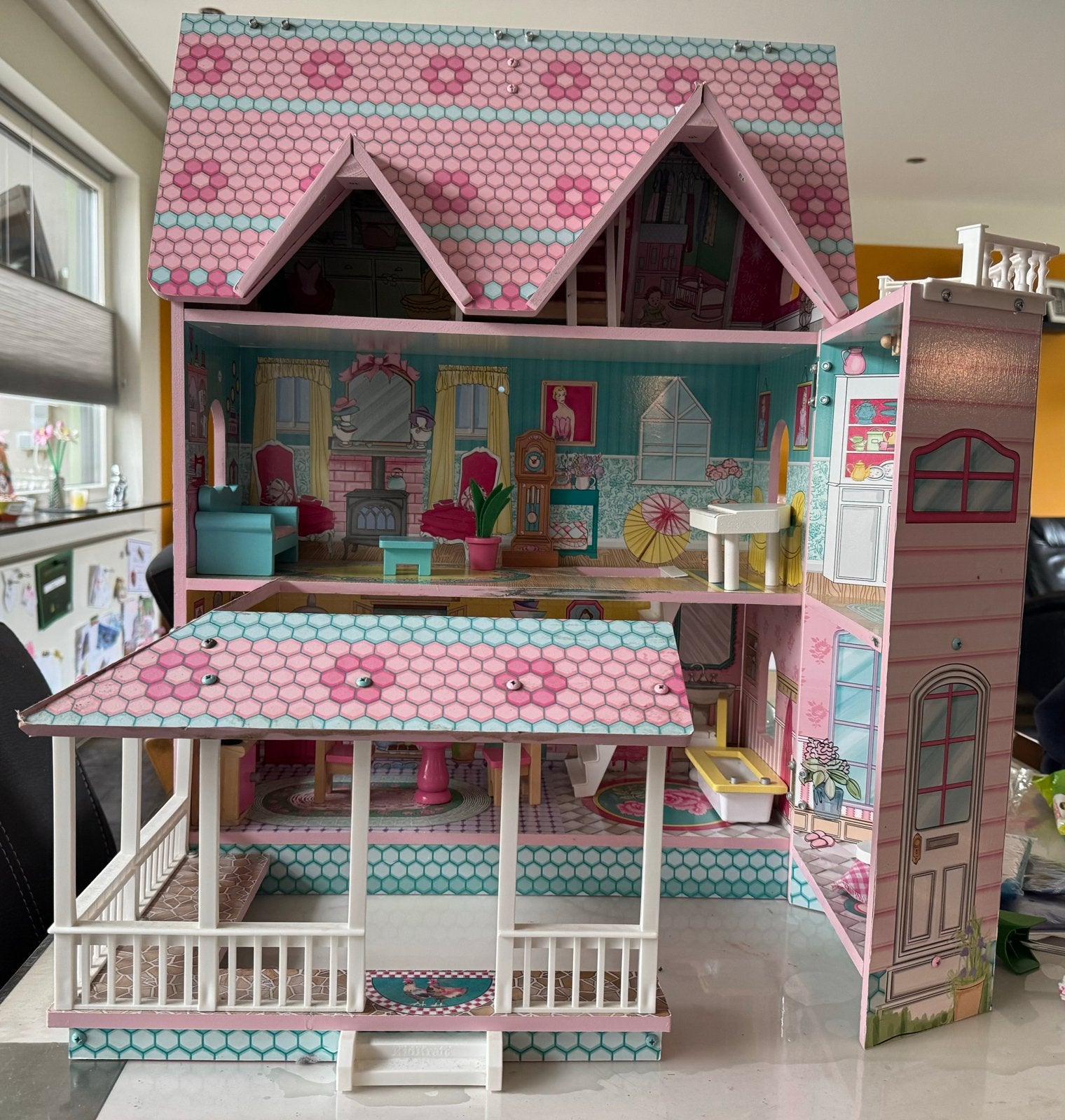Groot houten poppenhuis kidkraft met meubels en poppen, Ophalen, Gebruikt, Poppenhuis