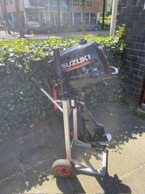 Suzuki 6pk buitenboord motor inclusief trolley, Ophalen, Gebruikt, 5 tot 10 pk, Viertaktmotor