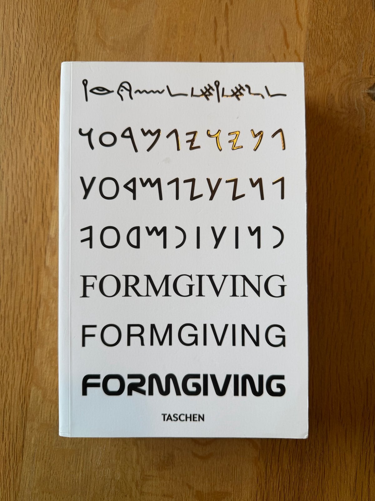 Boek BIG Formgiving - Taschen - nieuw!, Boeken, Ophalen of Verzenden, Nieuw, Architectuur algemeen