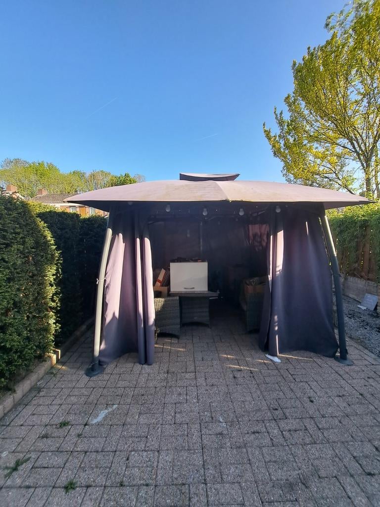 Paviljoen 3x3 €100, Ophalen, Minder dan 5 meter, Paviljoen