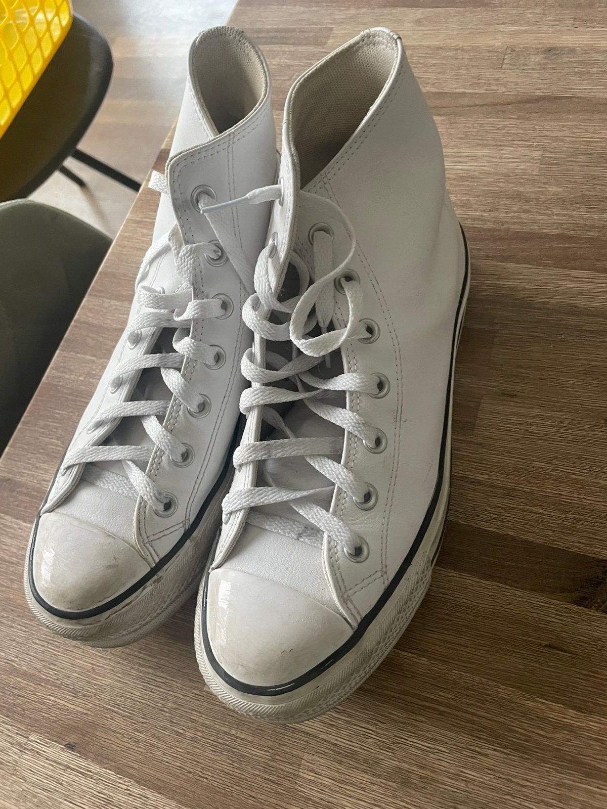 Converse ( LEER)  all stars. amper gedragen maat 40, Ophalen of Verzenden, Zo goed als nieuw, Zwart, Sneakers of Gympen