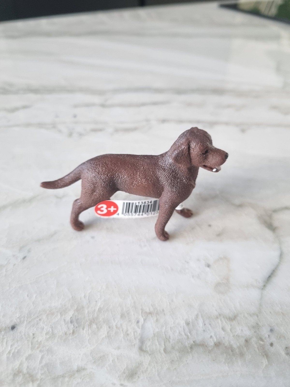 Schleich, 13834 Bruine labrador hond, Ophalen of Verzenden, Hond of Kat, Beeldje of Figuurtje