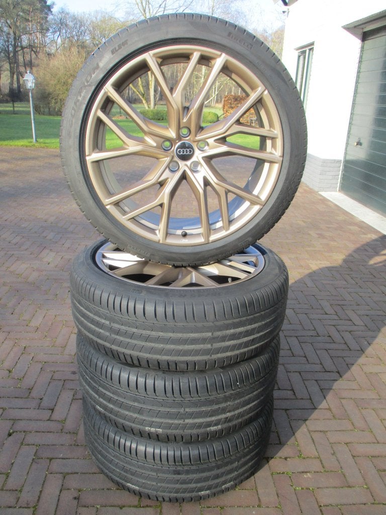 NIEUW Orig Audi Q4 21 inch velgen Audi RS Sport Gold breed, Banden en Velgen, Nieuw, 235 mm, Personenwagen